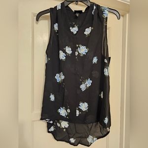 Floral print sleeveless top XS NWT